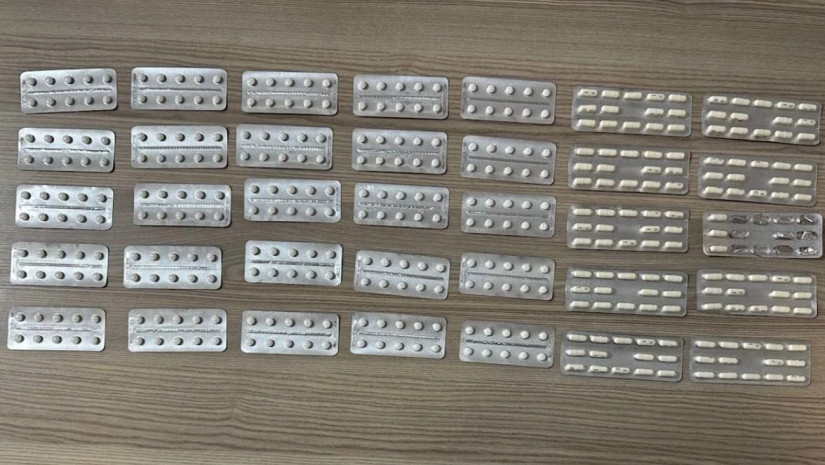 🎥 ქუთაისის აეროპორტში დიდი ოდენობით ფსიქოტროპული ნივთიერების შემოტანის ბრალდებით ორი პირი დააკავეს