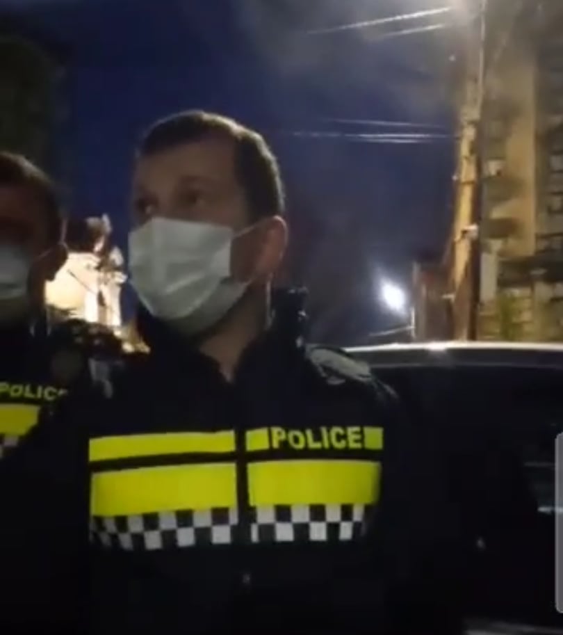 “შენობით ნუ მესაუბრები შე უზრდელო” – იმერეთის სამხარეო პოლიციის უფროსის მოადგილე სამოქალაქო აქტივისტს (Video)