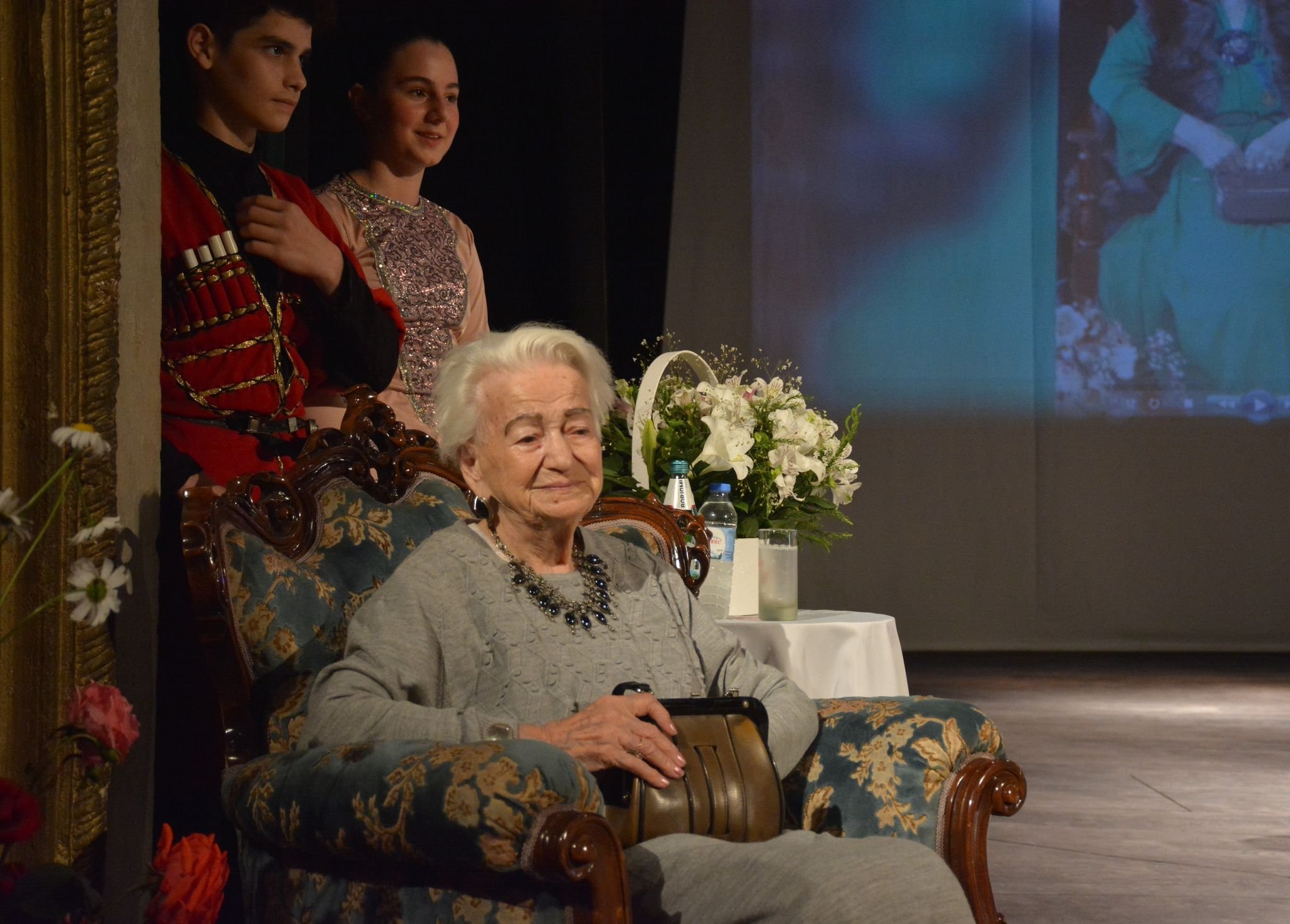 ჭიათურელი მეცნიერი ელენე აბაშიძე 101 წლის გახდა