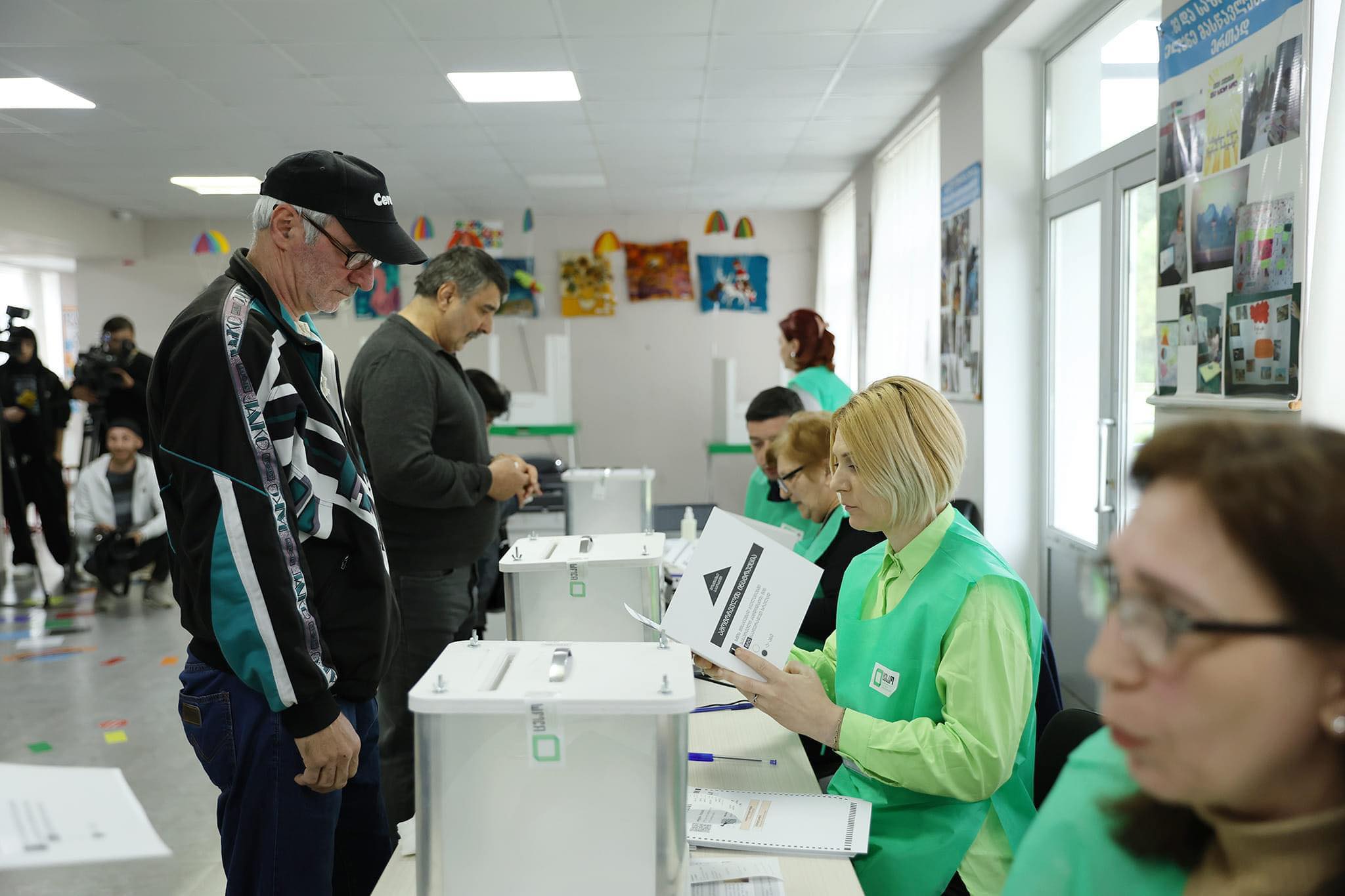 15:00 საათის მონაცემებით, ქუთაისში არჩევნებში 3 432-მა ამომრჩეველმა მიიღო მონაწილეობა
