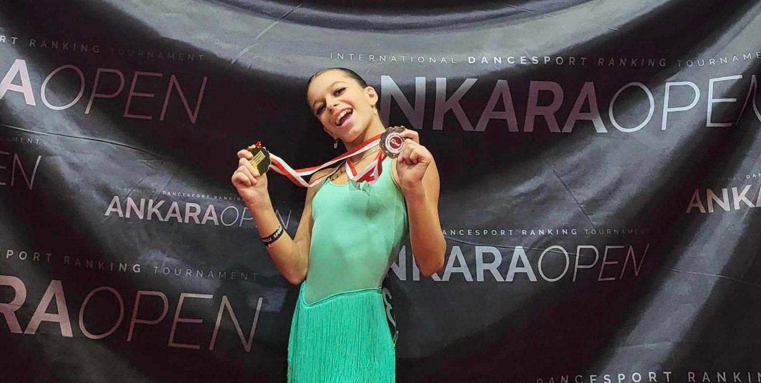 ქუთაისელმა თეკლა გაბელაშვილმა თურქეთში, კონკურსზე, ერთ-ერთი ცეკვის კატეგორიაში პირველი ადგილი დაიკავა