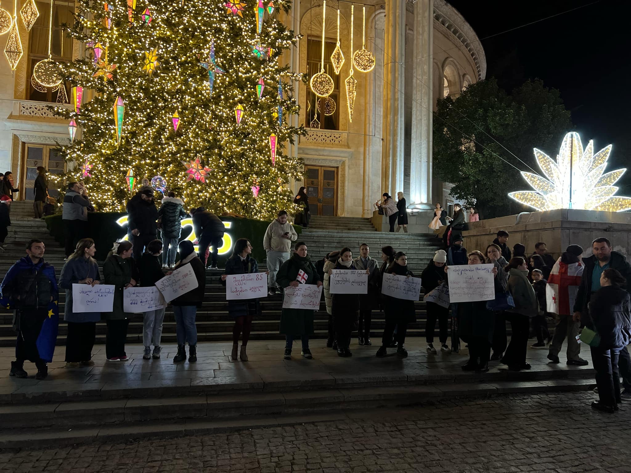 “ახალი არჩევნების დროა” – აქცია ქუთაისის ცენტრში